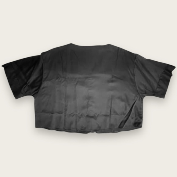 NWT | Ettitude | Signature Sateen Relaxed Short Sleeve Top | Black | Various Sz - Picture 4 of 15